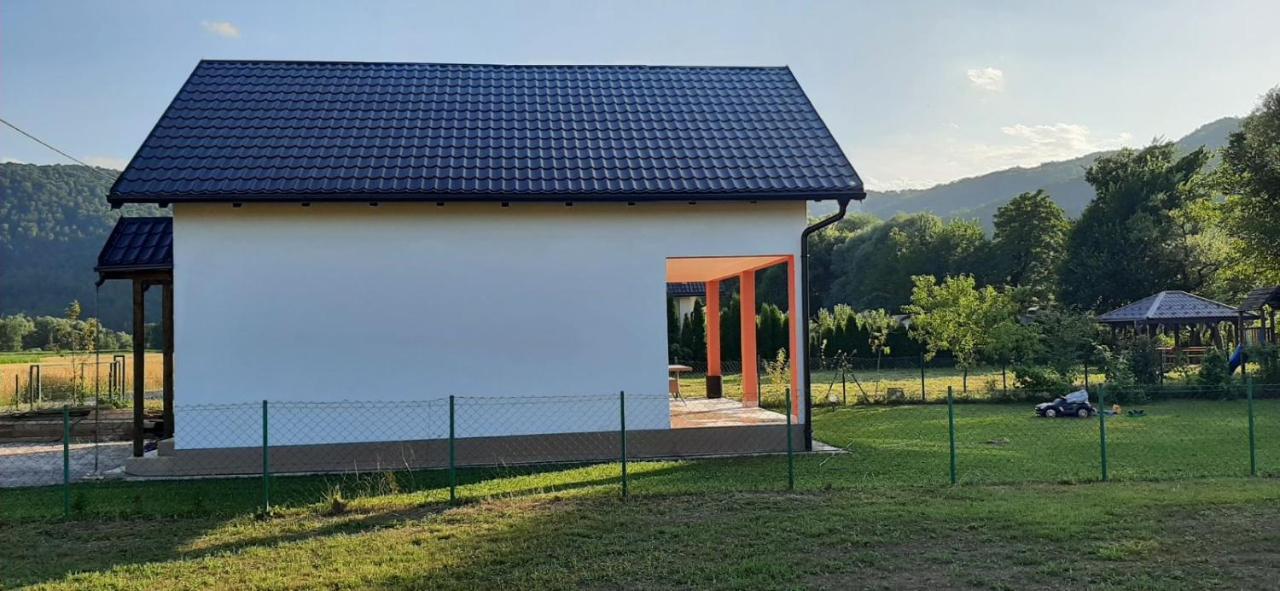 Holiday Home Dani Bihać Exteriör bild